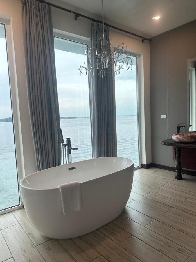 Ocean Sky Bocas Hotel Бокас-дель-Торо Экстерьер фото